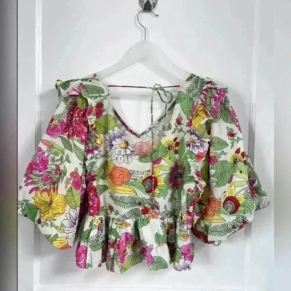 Anthropologie Love The Label Mitzie
Floral Ruffle Blouse Size XS - Picture 4 of 4